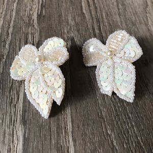 1950s 60s Vintage Flapper Inspired Sequin Ribbon Bow Clip On Earrings
